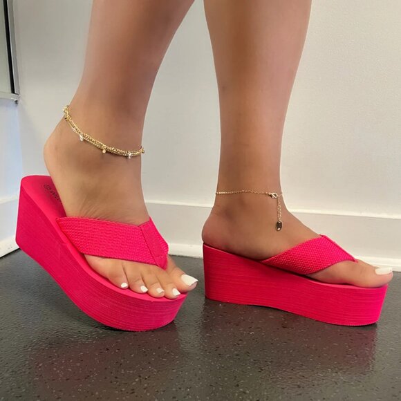 Wild Diva Shoes - NEW🔥 Hot Pink Canvas Thong Open Toe Platform Wedge Heel Flip Flops Slide Sandal